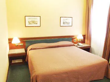 Hotel Crivi's Milán 4*,