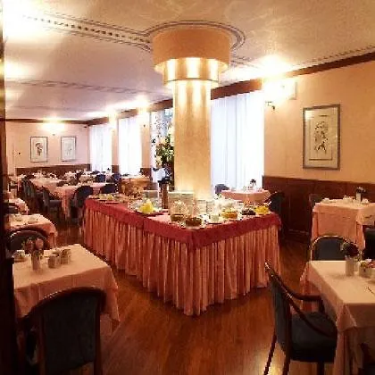 Hotel Crivi'S Milan